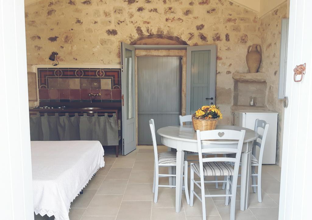 Masseria Ciancio Casa Serrafiori Εξωτερικό φωτογραφία